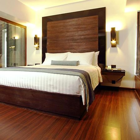 Svenska Design Hotel, Electronic City, Bangalore Kammasandra Eksteriør billede